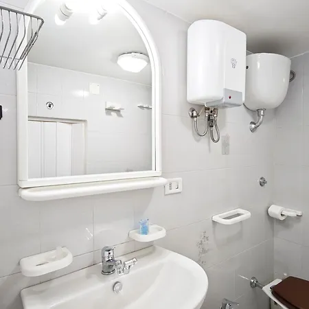 Versi Di Sole 아파트