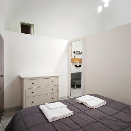 Versi Di Sole * Бари