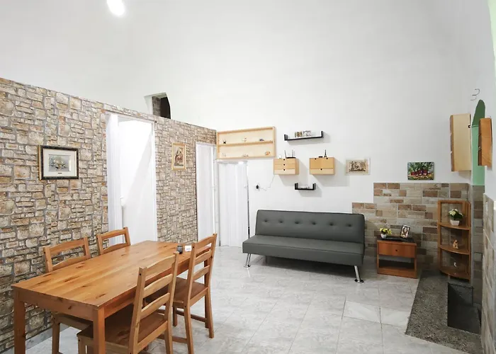 Versi Di Sole * Bari